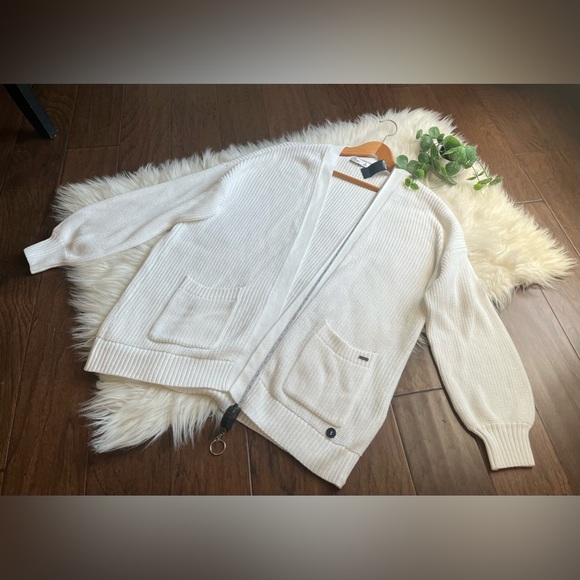 NWT! Hollister Sweater Womens Small White Long Cardigan Open Front Long Sleeves - Picture 4 of 9